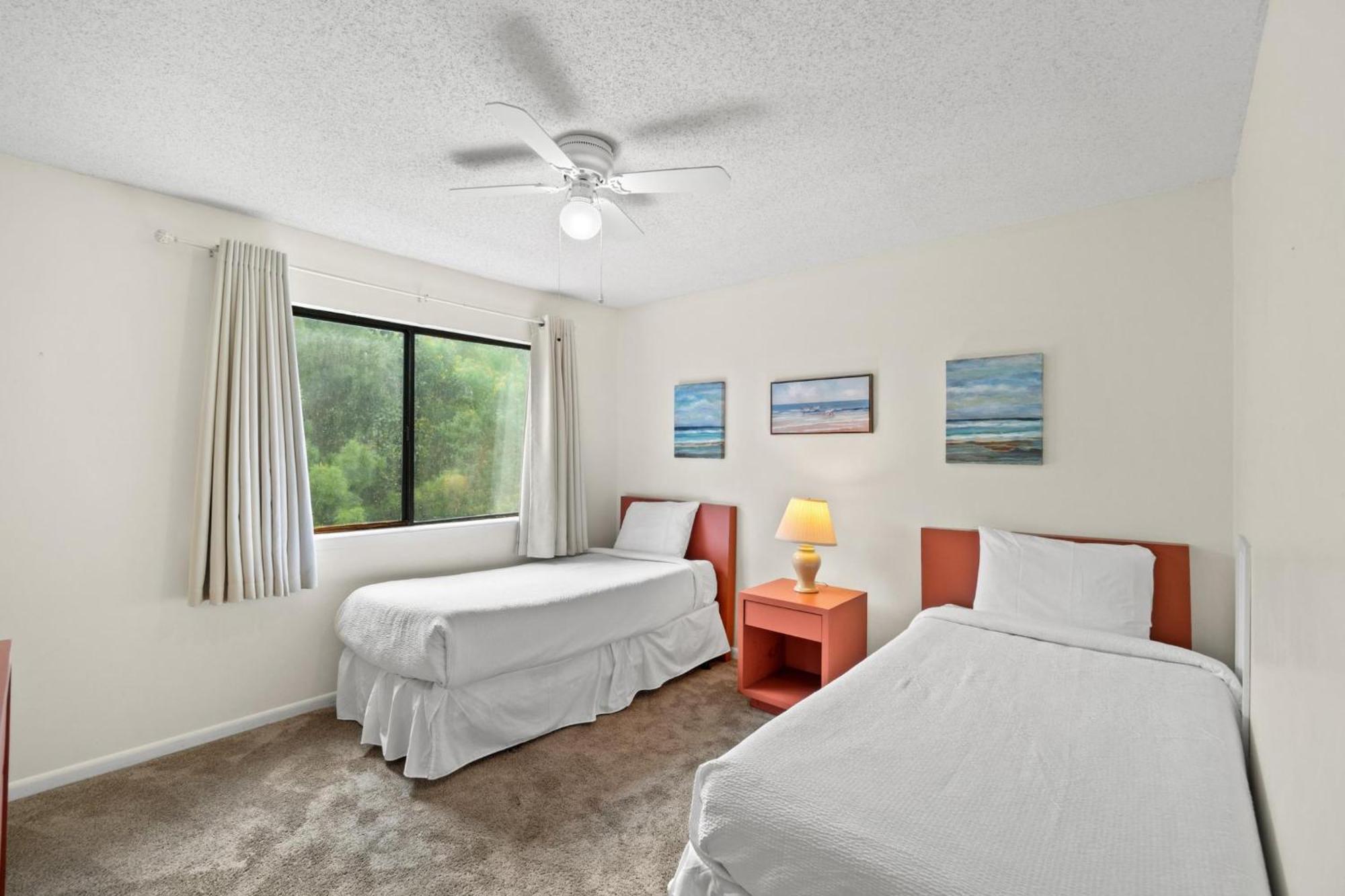 Portside Resort By Panhandle Getaways Panama City Beach Room photo